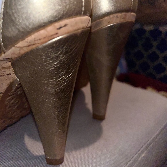 💜 Michael Kors Robertson Metallic Gold Sandal Heel 💜 - Picture 9 of 16